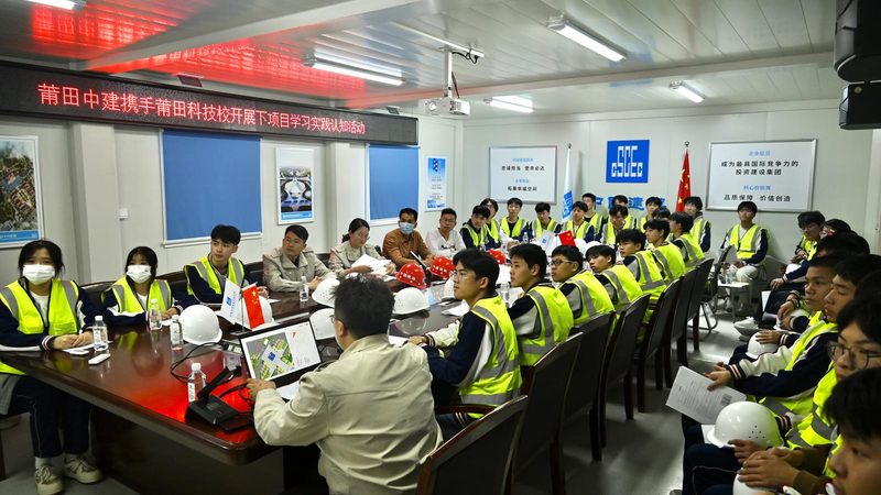 定制方案中，验收通过是衡量方案成功与否的关键。为此，需关注以下方面：